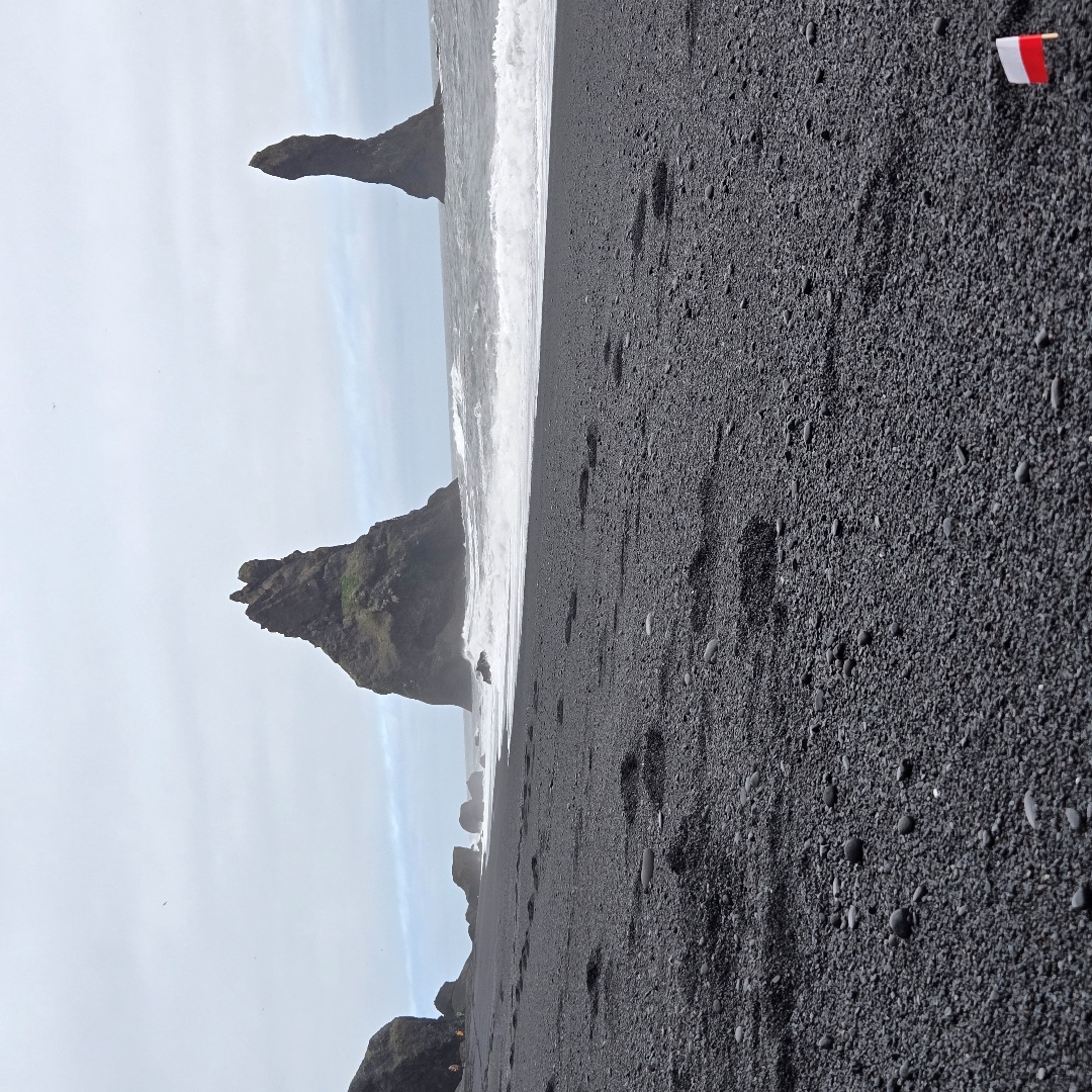 2025_08_iceland_iceland 09e0ec1b3a5a