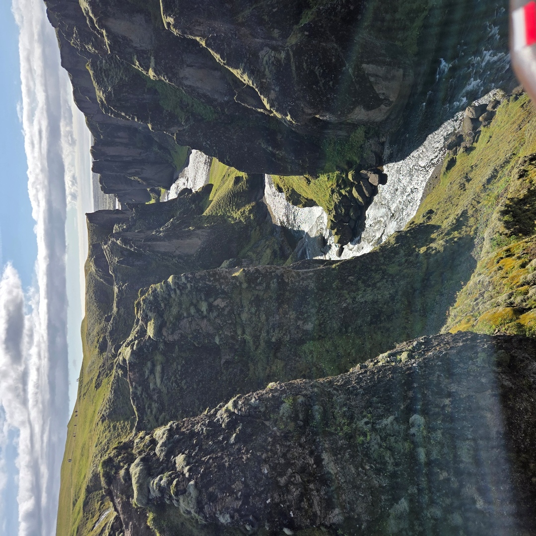 2025_08_iceland_iceland 1e455606a885
