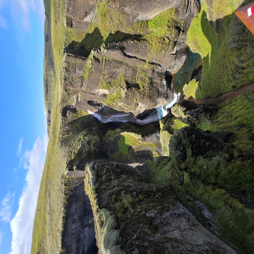 2025_08_iceland_iceland 2f782c72ea24