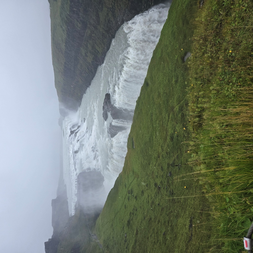 2025_08_iceland_iceland 7470b4bd9812